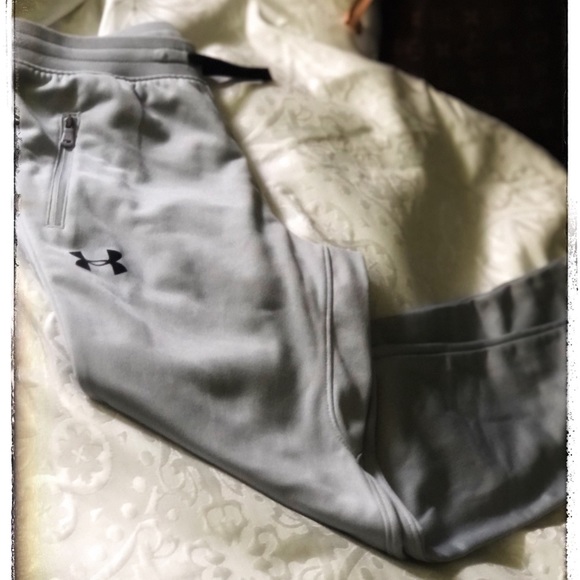 Under Armour Fitted Coldgear Pants - Youth Medium - Picture 2 of 6